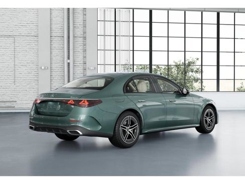 New 2026 Mercedes-Benz E 350 4MATIC Sedan image 21
