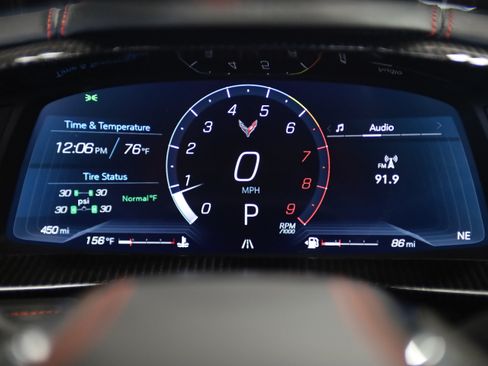 Used 2024 Chevrolet Corvette Z06 RWD image 23
