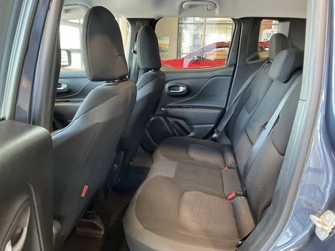 Used 2020 Jeep Renegade Trailhawk w/ Popular Equipment Group image 15