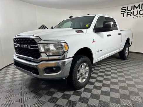 Used 2023 RAM 2500 Big Horn w/ Cold Weather Group AWD/4WD image 3