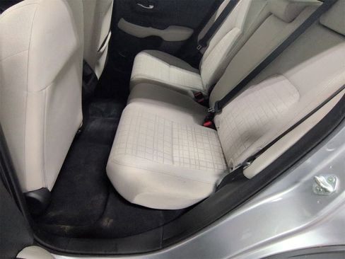 Used 2024 Honda HR-V LX image 19