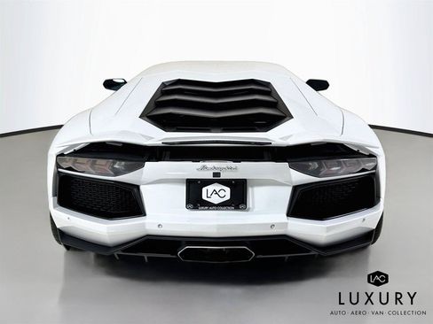 Used 2017 Lamborghini Aventador LP 700-4 AWD/4WD image 7