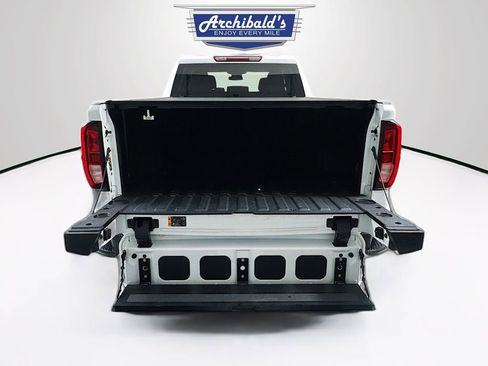 Used 2022 GMC Sierra 1500 Elevation image 23