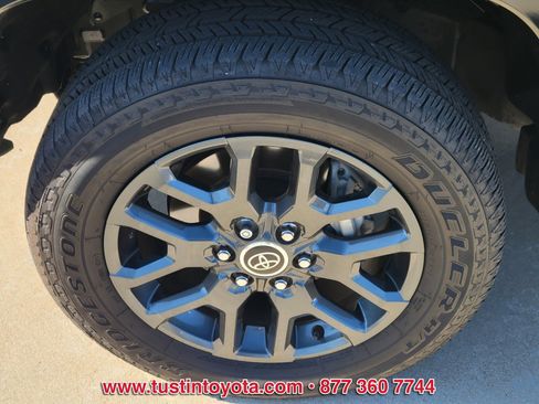 Used 2023 Toyota Tundra Platinum image 9
