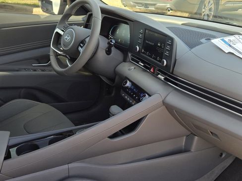 New 2026 Hyundai Elantra SEL Sport Premium FWD image 7