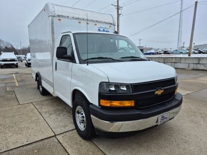 New 2025 Chevrolet Express 3500 Work Van w/ Power Convenience Package
