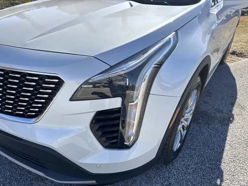 Used 2021 Cadillac XT4 Premium Luxury w/ Driver Awareness Package image 9