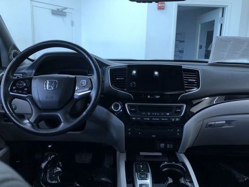 Used 2019 Honda Pilot Elite image 17