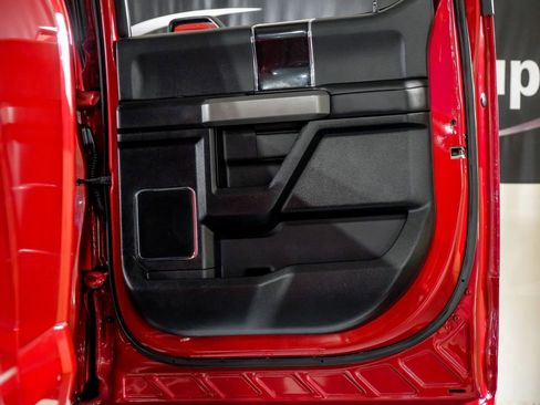 Used 2021 Ford F250 Platinum image 38