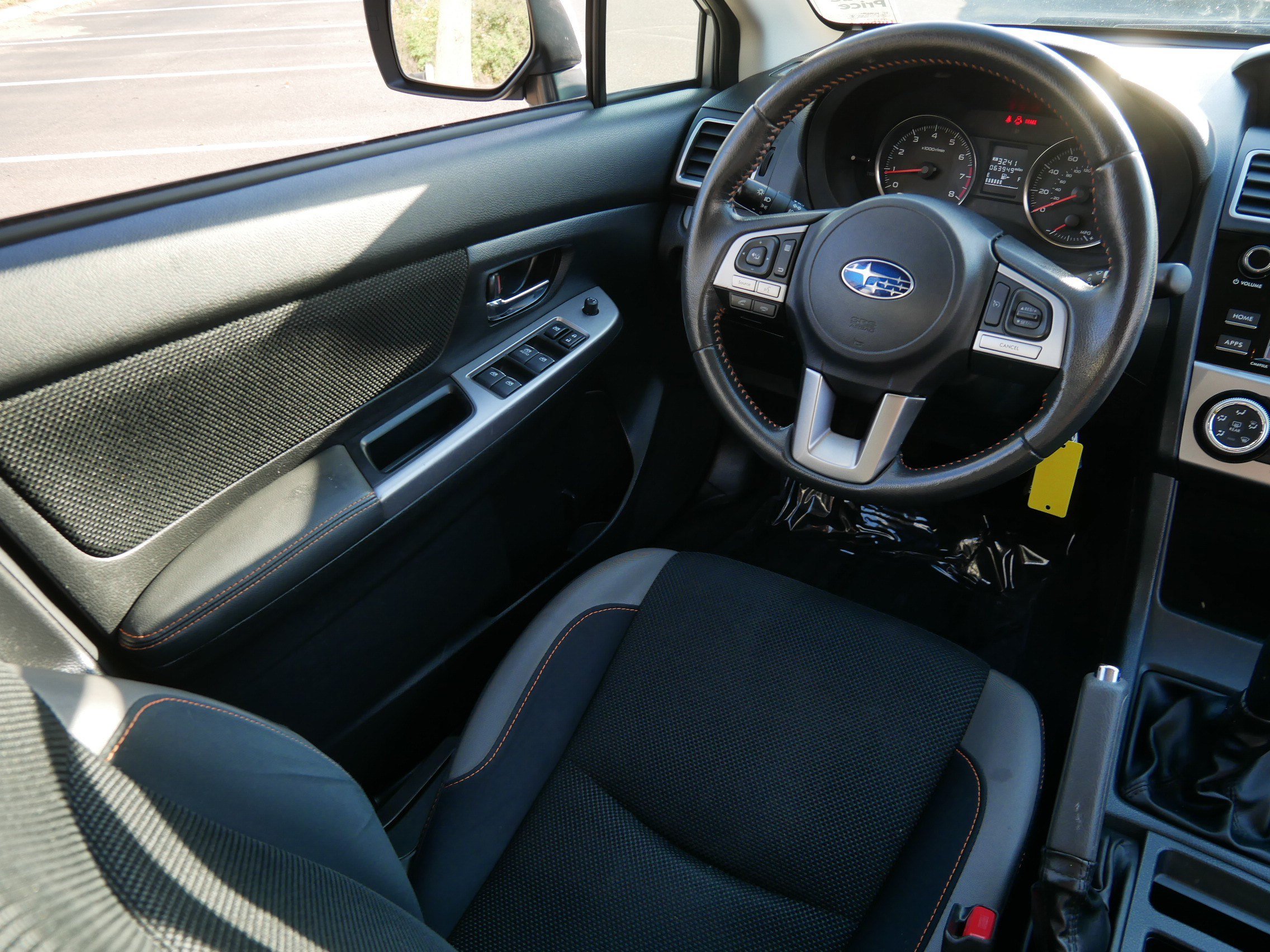 Used 2016 Subaru Crosstrek 2.0i Premium AWD/4WD image 9