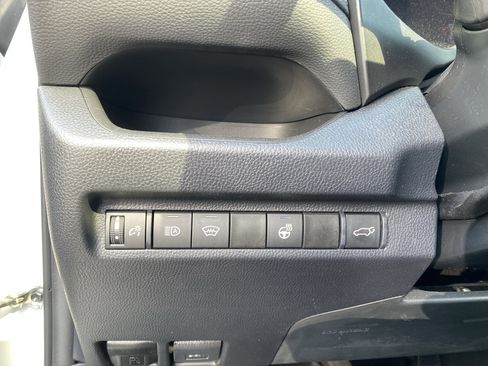 Used 2023 Toyota RAV4 XLE image 15