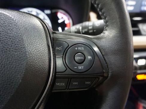 Used 2021 Toyota RAV4 Limited w/ Limited Grade Weather Package FWD image 9