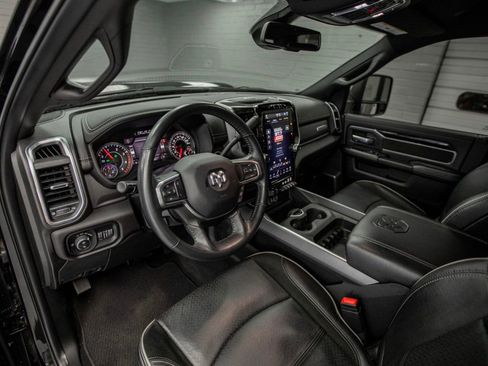 Used 2023 RAM 3500 Laramie w/ Night Edition image 21