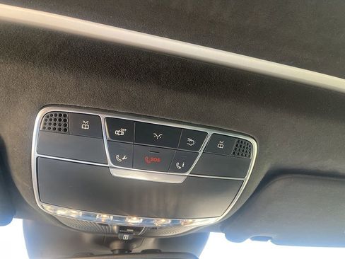 Used 2015 Mercedes-Benz S 63 AMG 4MATIC Sedan image 40