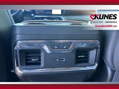 New 2026 GMC Sierra 2500 Denali Ultimate w/ LPO, Black Badging Package AWD/4WD image 34