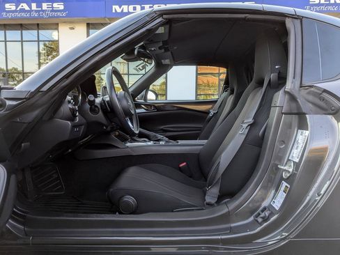 Used 2021 MAZDA MX-5 Miata RF Club RWD image 13
