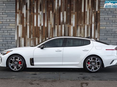 Used 2020 Kia Stinger GT1 image 3