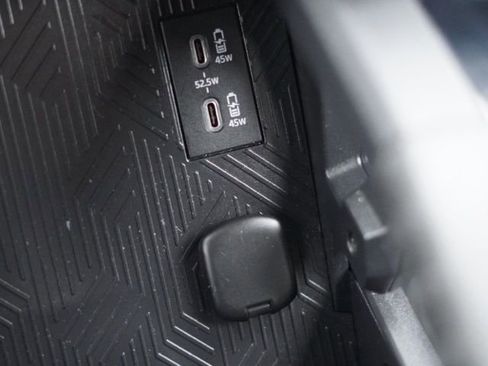 Certified 2025 Toyota Tacoma TRD Sport image 31