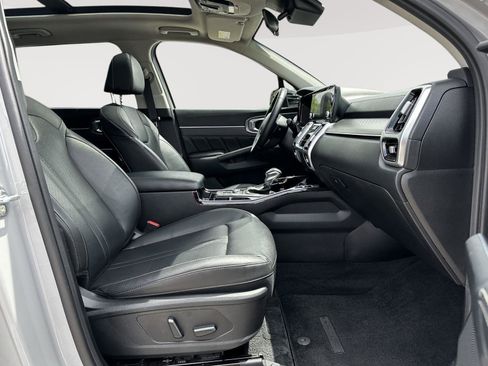 Used 2022 Kia Sorento SX FWD image 29