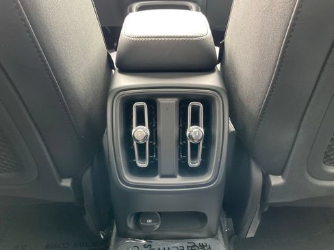 Used 2023 Volvo C40 P8 Recharge Plus AWD/4WD image 38