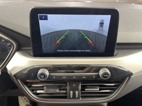 Used 2022 Ford Escape SEL image 22