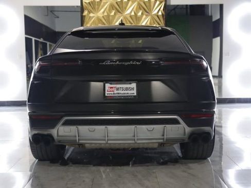Used 2021 Lamborghini Urus AWD/4WD image 7