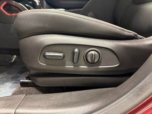 Certified 2023 Chevrolet TrailBlazer RS w/ Convenience Package image 11