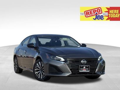 Used 2024 Nissan Altima 2.5 SV