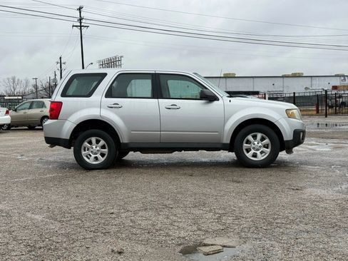 Used 2010 MAZDA Tribute i Sport image 4