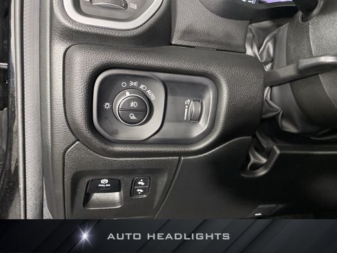 Used 2023 RAM 1500 Big Horn AWD/4WD image 25