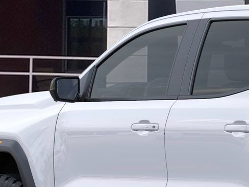 New 2026 GMC Canyon Elevation w/ Convenience Package RWD image 12