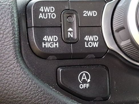 Used 2023 RAM 1500 Big Horn AWD/4WD image 22