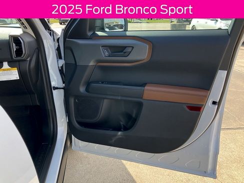 New 2025 Ford Bronco Sport Outer Banks AWD/4WD image 14