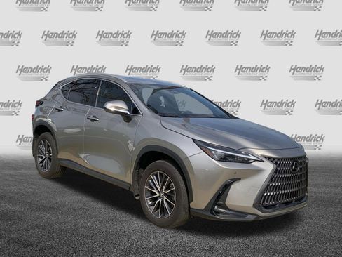 Used 2024 Lexus NX 250 FWD w/ Towing Package (2000 Lbs) image 2