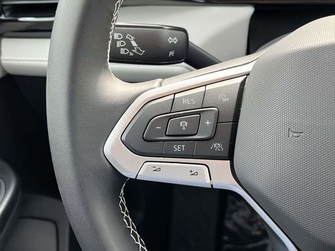 New 2026 Volkswagen Taos S image 16