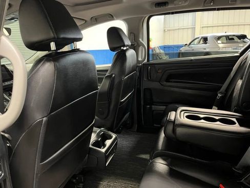 Used 2023 Honda Odyssey EX-L image 17