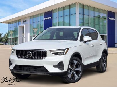 New 2025 Volvo XC40 B5 Core w/ Protection Package Premier