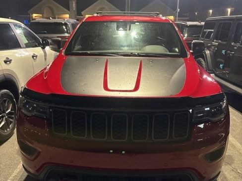 Used 2018 Jeep Grand Cherokee Trailhawk w/ Trailhawk Luxury Group image 1