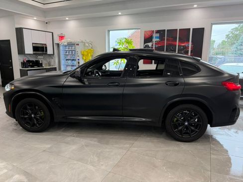Used 2023 BMW X4 xDrive30i w/ M Sport Package AWD/4WD image 4