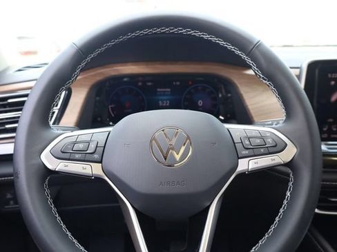 New 2026 Volkswagen Atlas SE AWD/4WD image 11