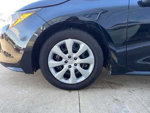 Used 2023 Toyota Corolla LE w/ Carpet Mat Package (TMS) image 15