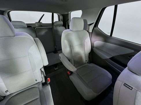 Used 2020 Chevrolet Traverse LT w/ Driver Confidence II Package AWD/4WD image 14