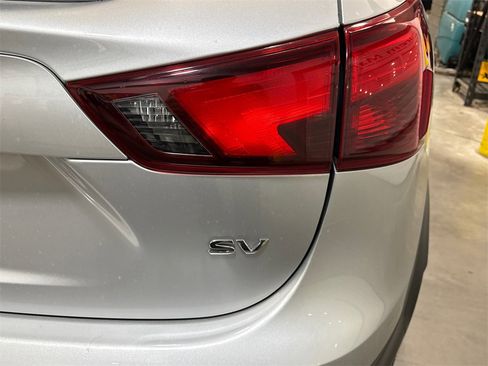 Used 2017 Nissan Rogue Sport SV image 12