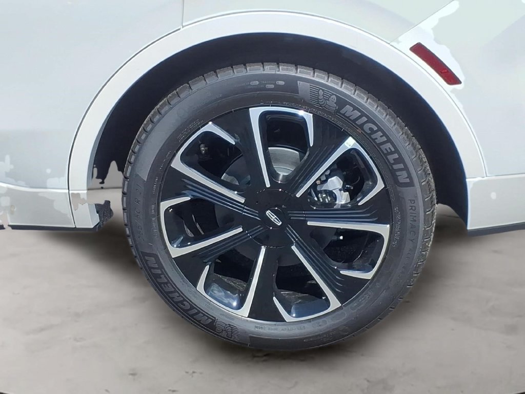 New 2026 Lincoln Nautilus Reserve AWD/4WD image 4