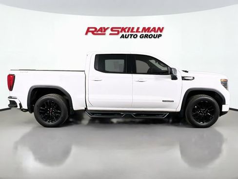 Used 2025 GMC Sierra 1500 Elevation image 8