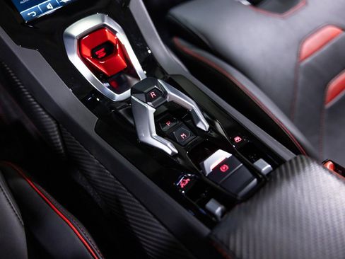 Used 2020 Lamborghini Huracan EVO image 44