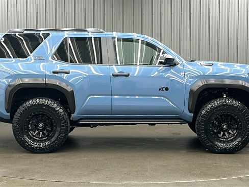 Used 2025 Toyota 4Runner TRD Off-Road Premium w/ Tow Technology Package image 6