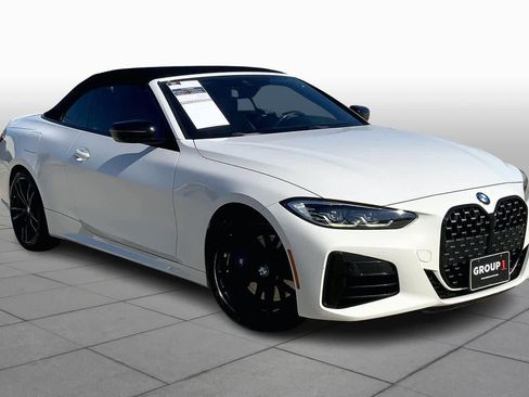 Used 2021 BMW M440i M440i w/ Premium Package image 2