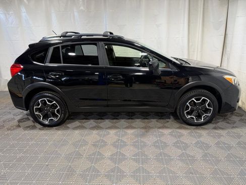 Used 2015 Subaru Crosstrek 2.0i Premium w/ Moonroof Package image 5