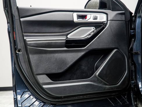 Used 2022 Ford Explorer ST w/ Equipment Group 401A image 30